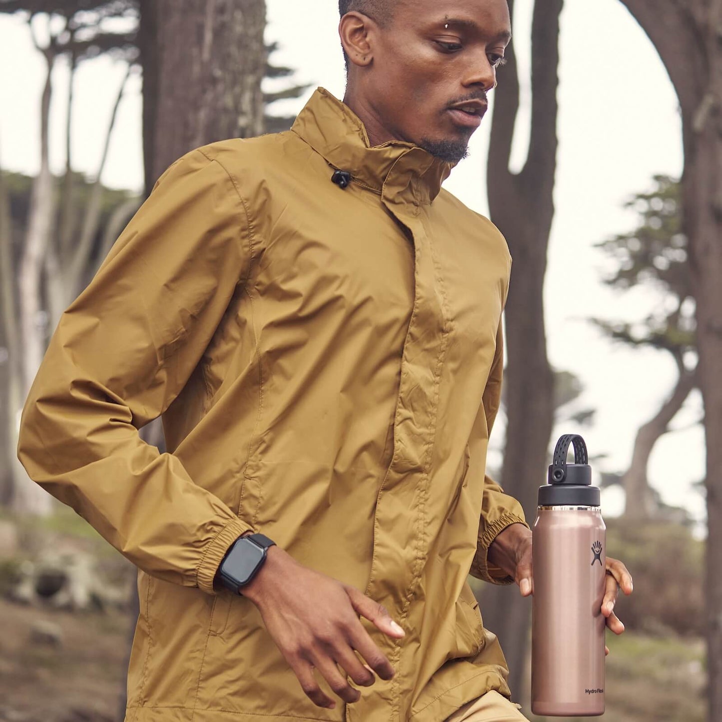 Hydro Flask 32 oz Lightweight Chug Cap Bottle