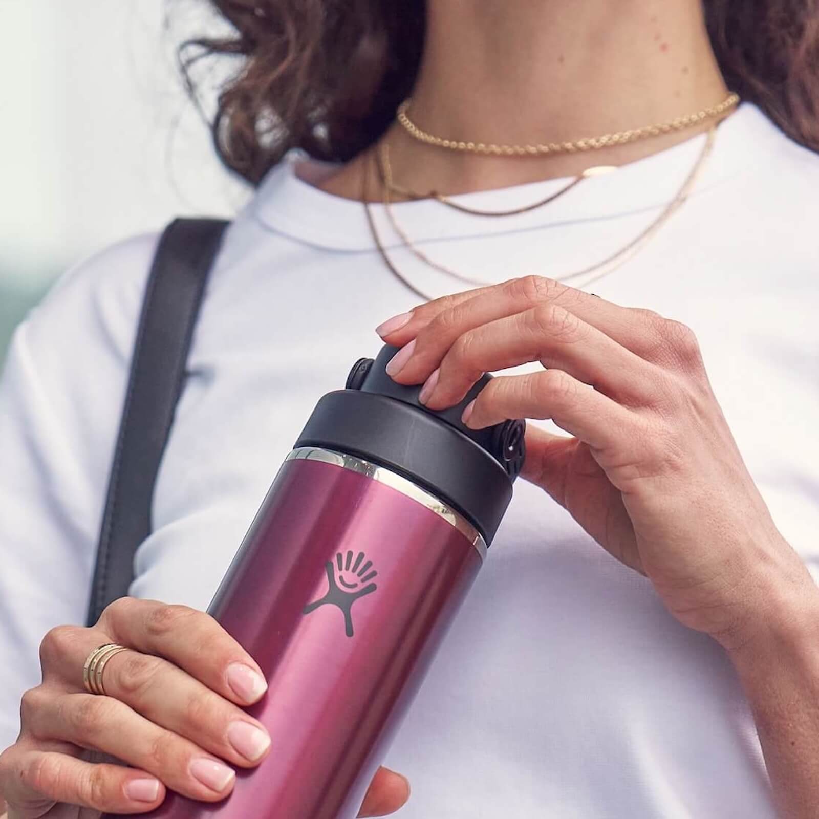 Hydro Flask 24 oz Lightweight Chug Cap Bottle